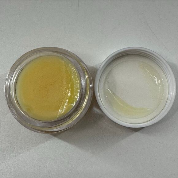 Elemis Pro-collagen Cleansing Balm 0.7oz/20g Travel Size - Picture 2 of 4